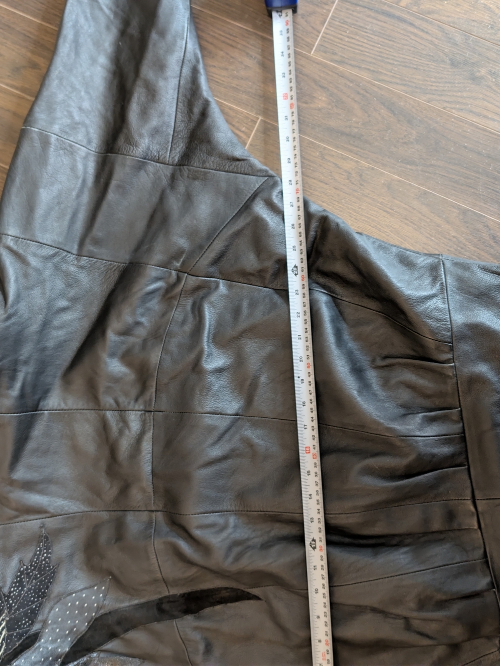Vintage Black Women's Leather Button-Front Jacket with Embellished Shoulder - Picture 8 of 8